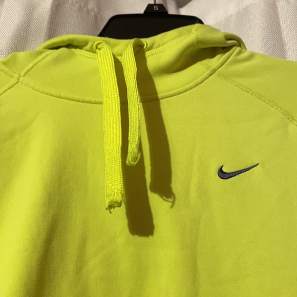 Neon yellow sweatshirt - Picture 2 of 3